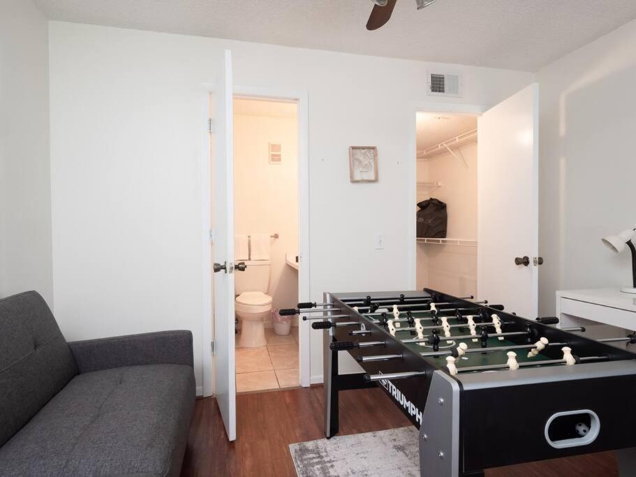 Spacious Condo Mins To Shands, University, & Downtown! Гейнсвилл Экстерьер фото