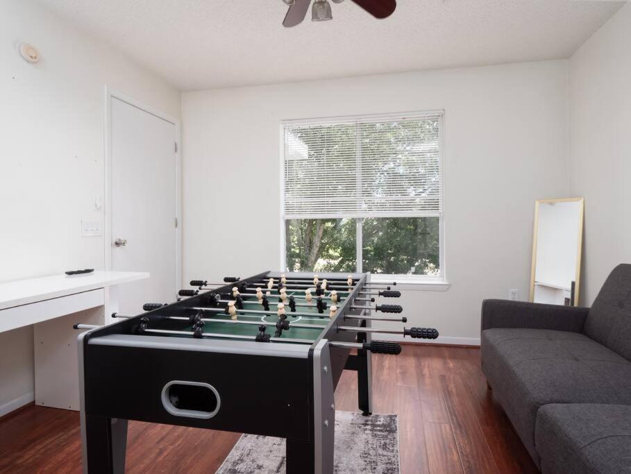 Spacious Condo Mins To Shands, University, & Downtown! Гейнсвилл Экстерьер фото