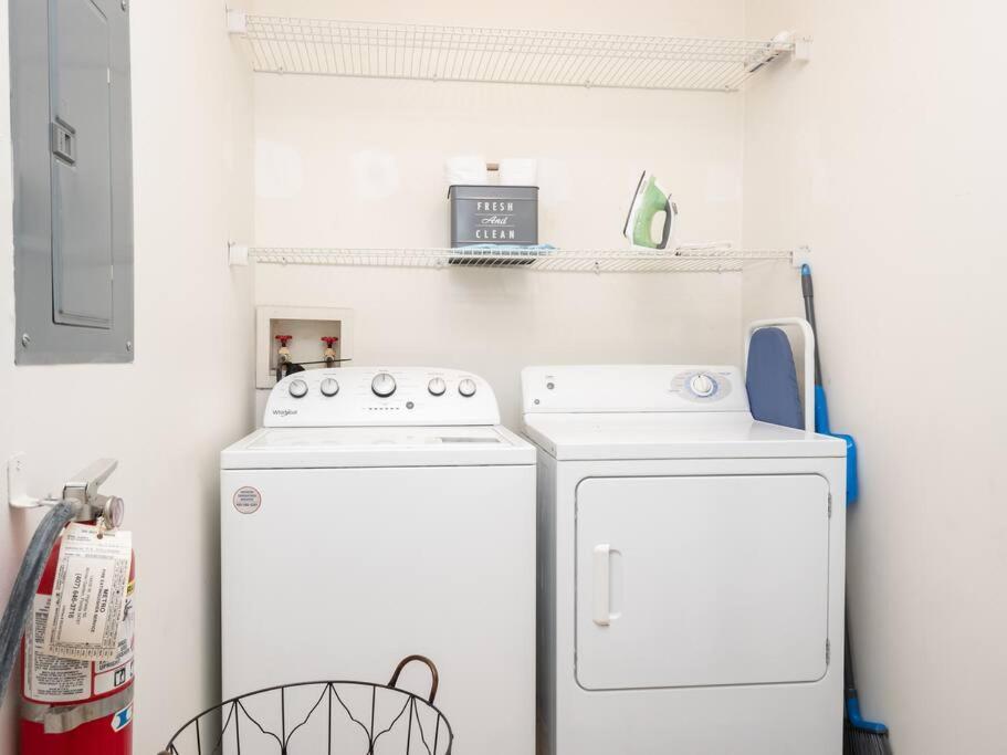 Spacious Condo Mins To Shands, University, & Downtown! Гейнсвилл Экстерьер фото