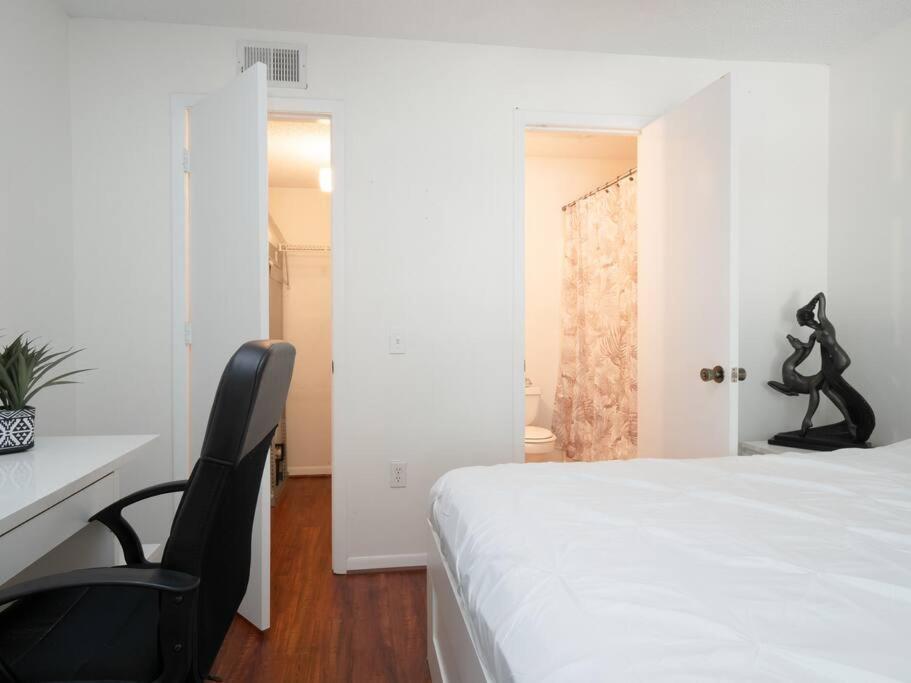 Spacious Condo Mins To Shands, University, & Downtown! Гейнсвилл Экстерьер фото