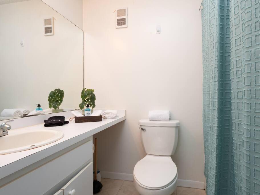 Spacious Condo Mins To Shands, University, & Downtown! Гейнсвилл Экстерьер фото