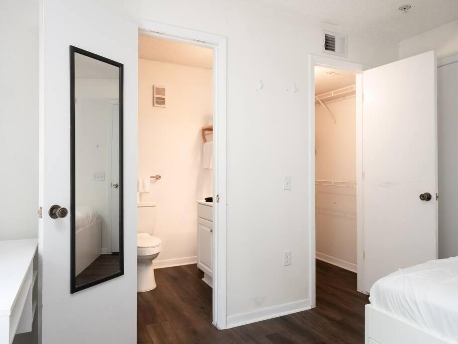 Spacious Condo Mins To Shands, University, & Downtown! Гейнсвилл Экстерьер фото
